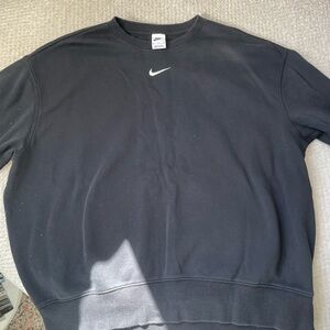 Nike Womens Black Crewneck Sweater